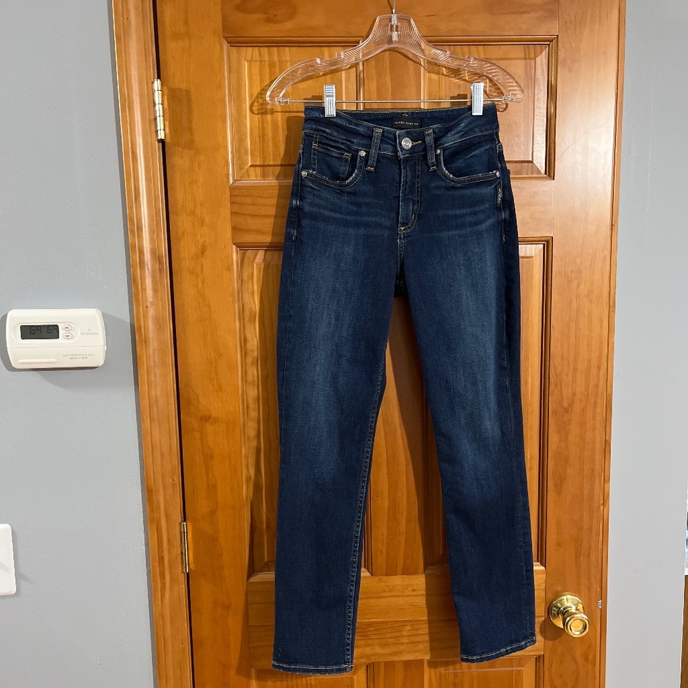 Silver jeans Avery High Rise straight leg dark wash